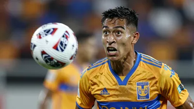 During the Apertura 2026 match between Querétaro and Tigres, defender Katia Itzel García suffered a severe kick to her...