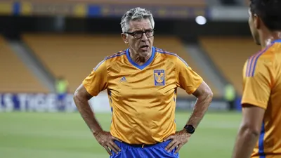 Tigres UANL venció 2-0 a Atlante en su debut bajo el mando de Víctor Manuel Vucetich, con goles de Rodrigo Aguirre y Juan...