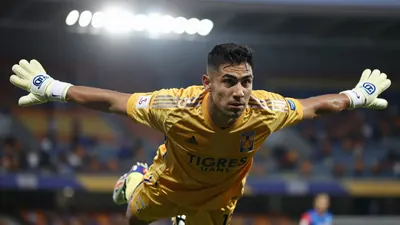 Tigres UANL se impuso 5-4 en los penaltis tras un empate 1-1 contra Vancouver Whitecaps el 11 de agosto, con gol de...